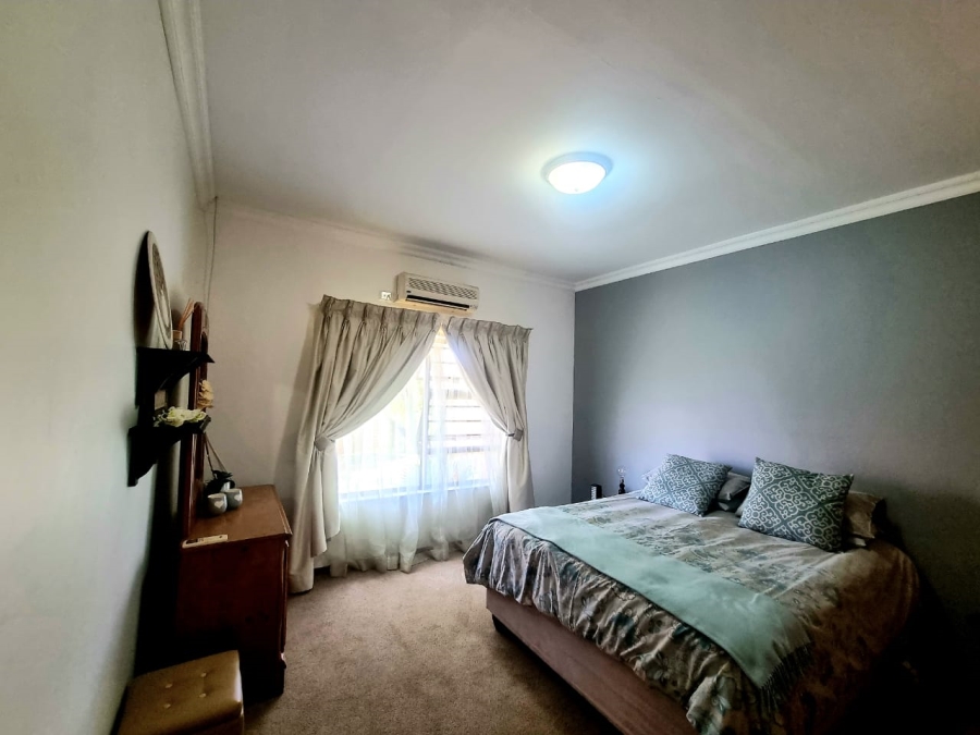 4 Bedroom Property for Sale in Hillcrest Northern Cape